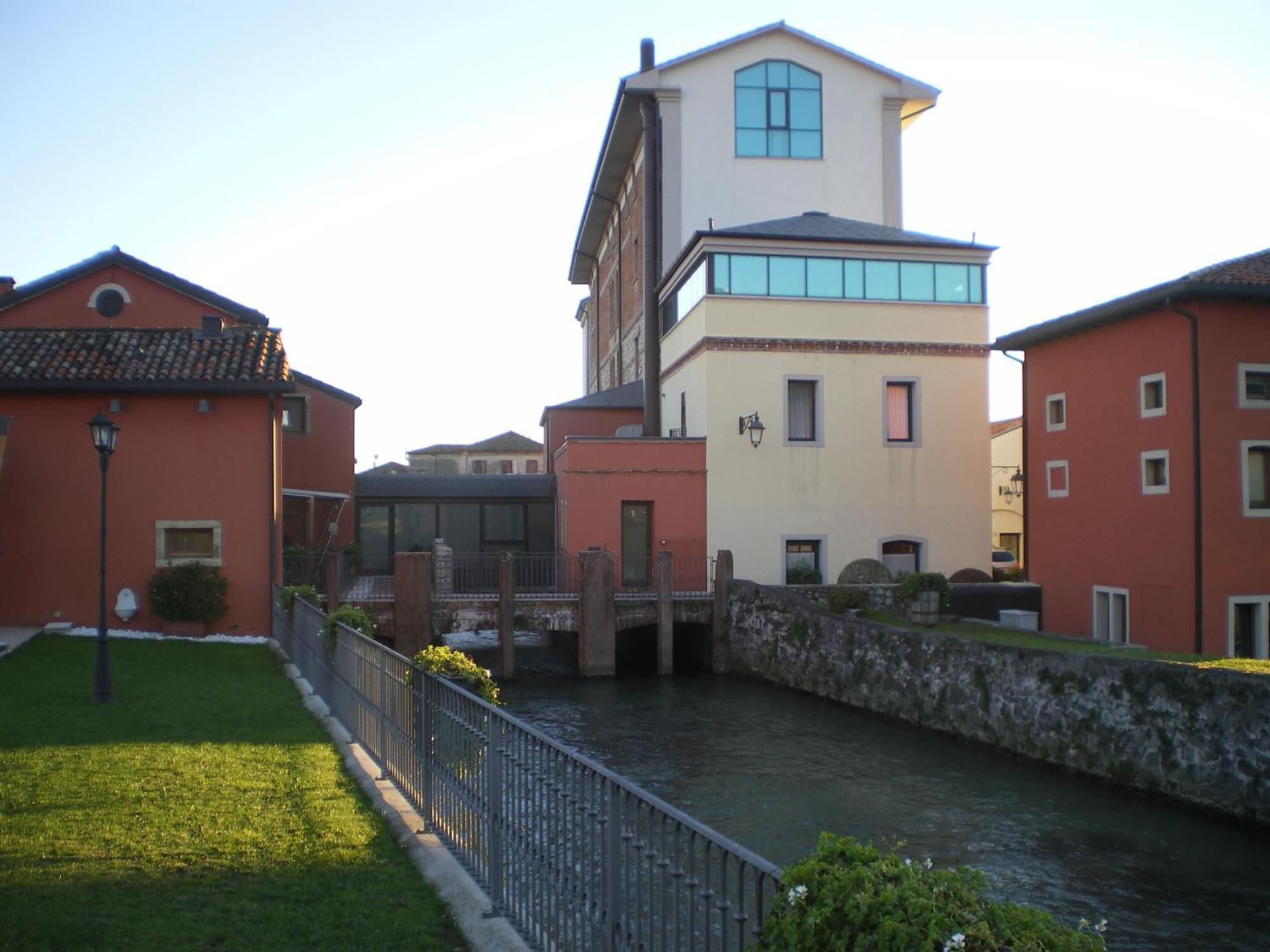 Hotel Le Macine Vittorio Veneto Exterior photo