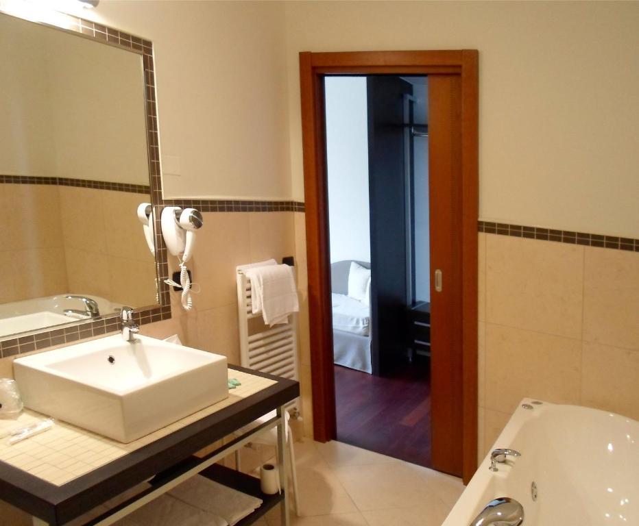 Hotel Le Macine Vittorio Veneto Room photo